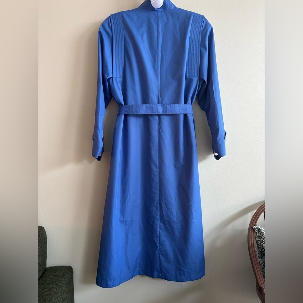 Vintage London Fog Trench Coat - Picture 8 of 11